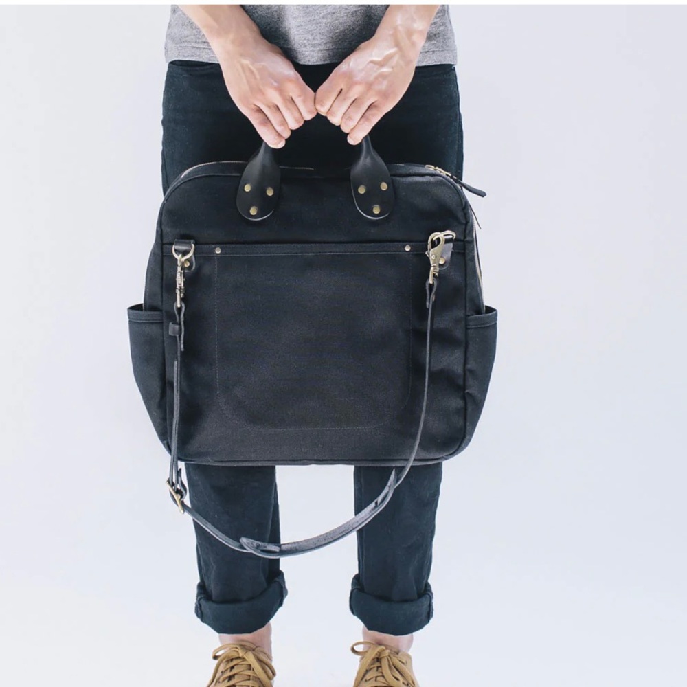Winter Session Waxed canvas bag with shoulder strap